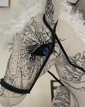 Toile Mustang Beige Expressive