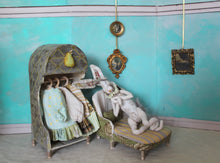 Art Deco-- Petit Wardrobe