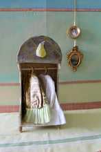 Art Deco-- Petit Wardrobe