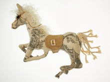 Classic Beige Toile Mustang