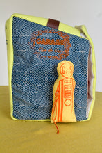 Sac portatif de maison de jouet de station service de Brownstone 