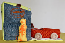 Sac portatif de maison de jouet de station service de Brownstone 