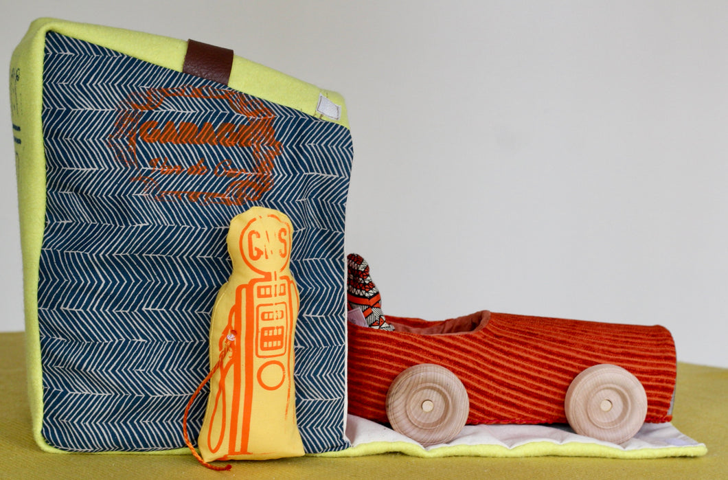 Sac portatif de maison de jouet de station service de Brownstone 