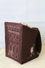 Razzle-Dazzle Sprout Portable Brownstone  Toy House Bag