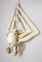 Dame aux longues jambes