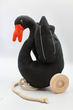 Papa Swan Pull-toy