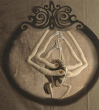 Dame aux longues jambes