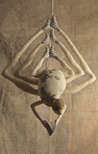 Dame aux longues jambes